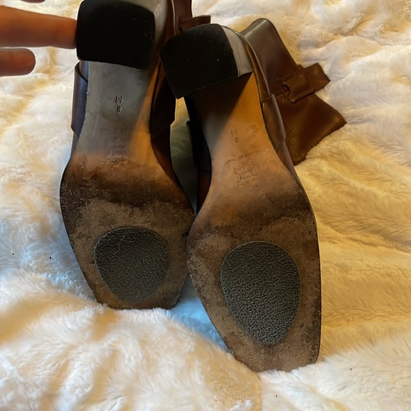 MICHAEL KORS DISTRESSED OILED LEATHER HARNESS LOW CALF BOOTS HEELS - Picture 4 of 15